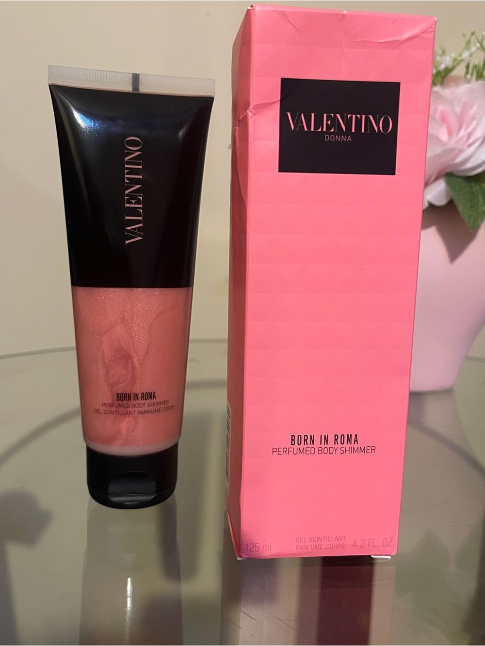 Valentino Born in Roma Body Shimmer - Pink & Black